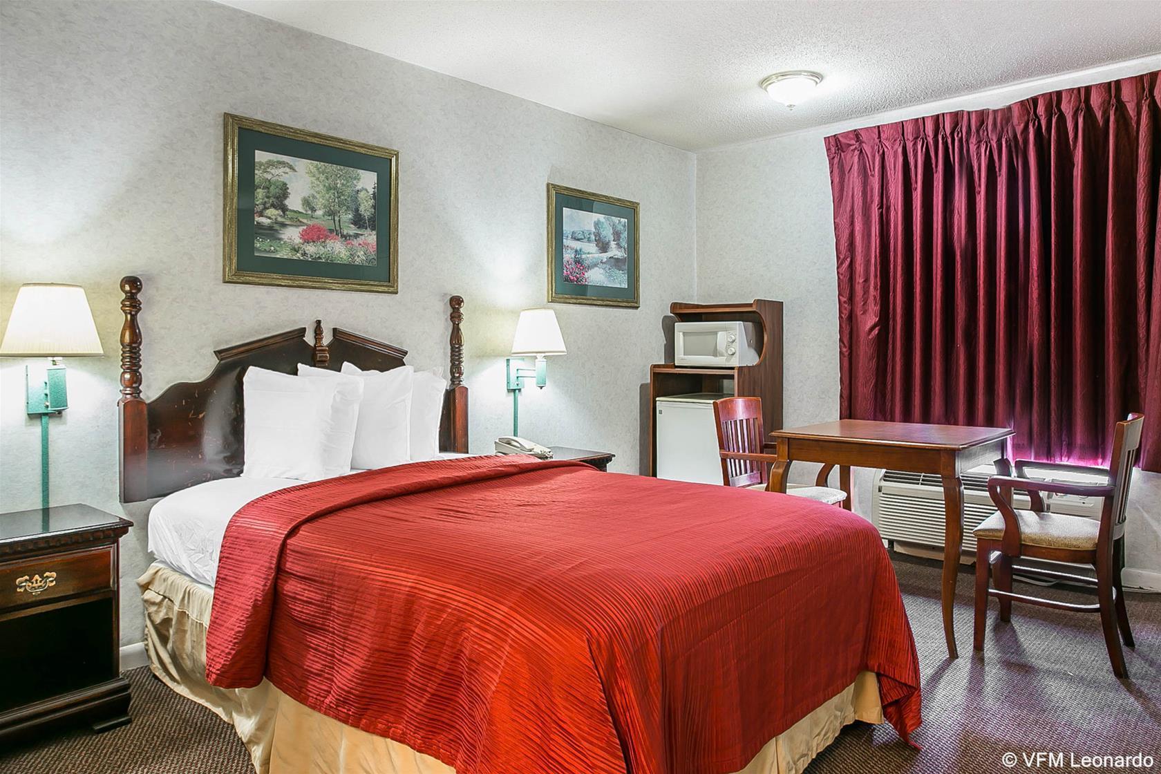 Econo Lodge Augusta, Downtown Екстер'єр фото