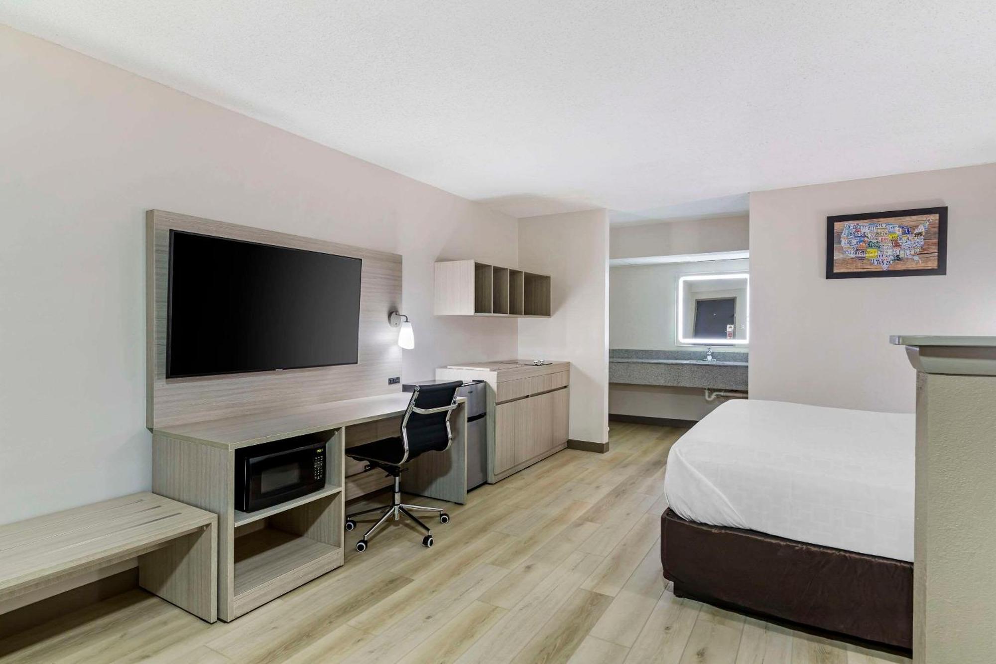 Econo Lodge Augusta, Downtown Екстер'єр фото